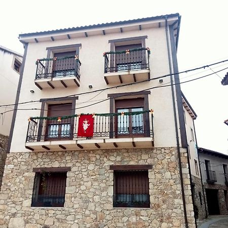 Apartamentos El Arenal Acebo Exterior photo