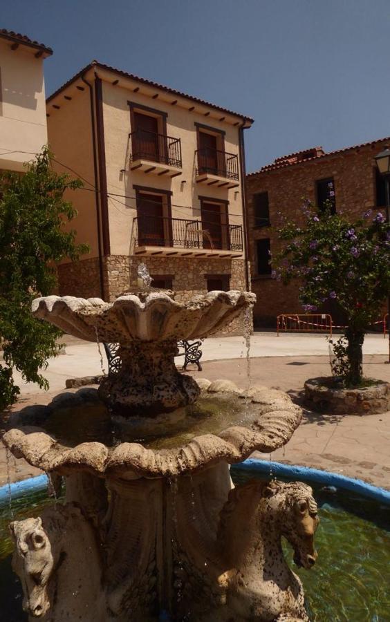 Apartamentos El Arenal Acebo Exterior photo